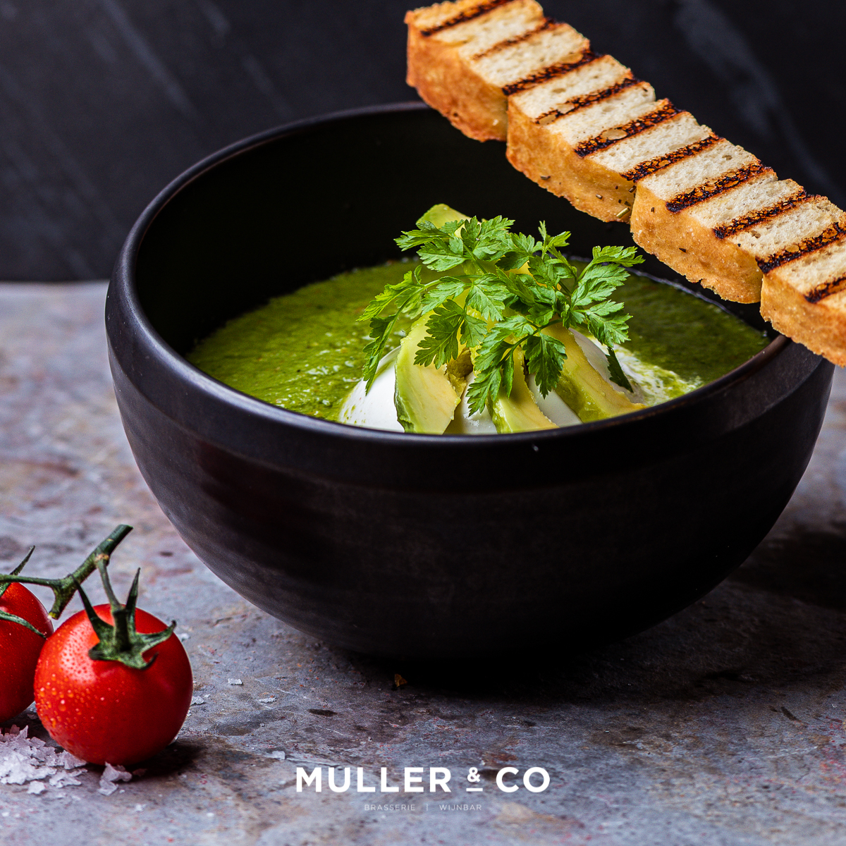 Groen gazpacho met burrata